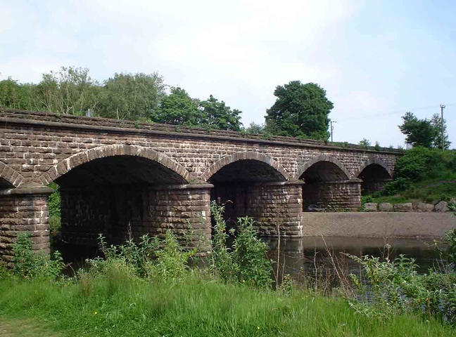 http://www.whitchurchandllandaff.co.uk/Red%20Railway%20Bridge%201.jpg